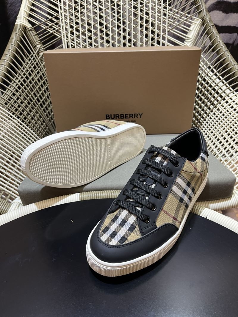 Burberry Low Shoes